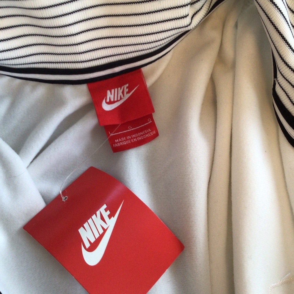 NWT Nike PreGamer Track Jacket Size L - Picture 5 of 6